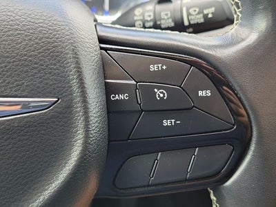2020 Chrysler Pacifica Touring