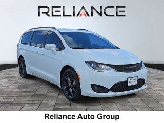 2020 Chrysler Pacifica Touring