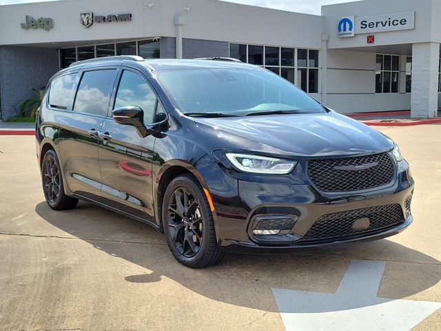 2025 Chrysler Pacifica Limited
