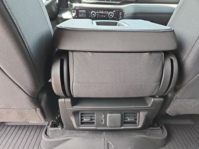 2026 Chevrolet Silverado 1500 LT LT1