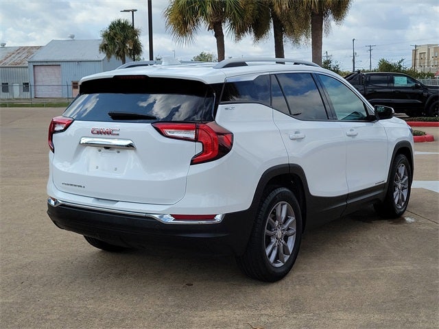 2024 GMC Terrain SLT