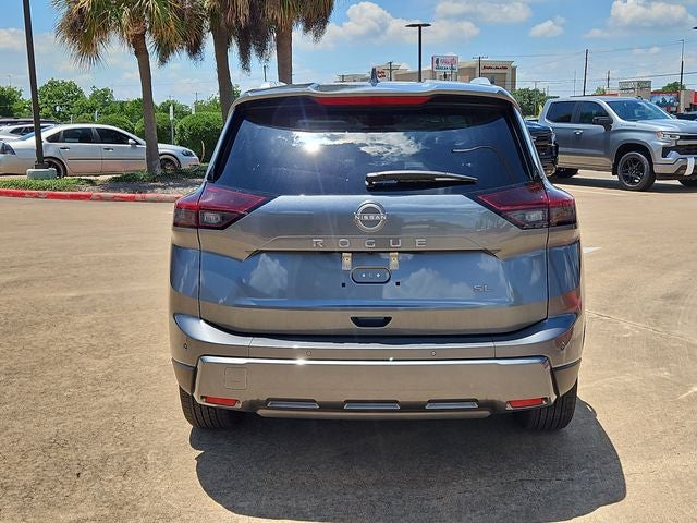 2026 Nissan Rogue SL