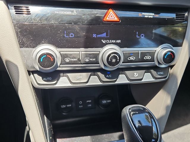 2020 Hyundai Elantra SE