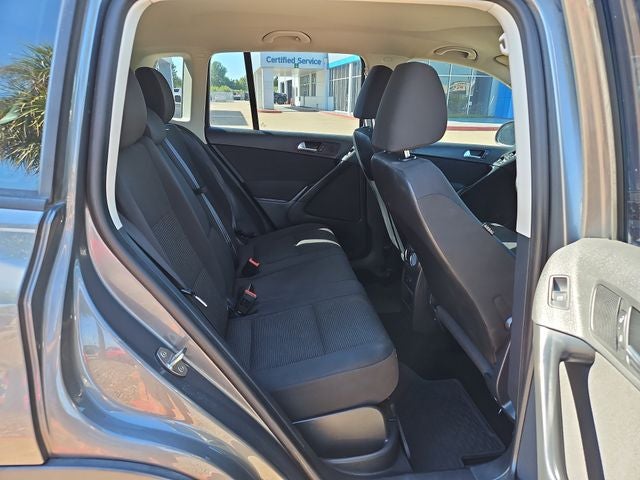 2017 Volkswagen Tiguan Limited 2.0T