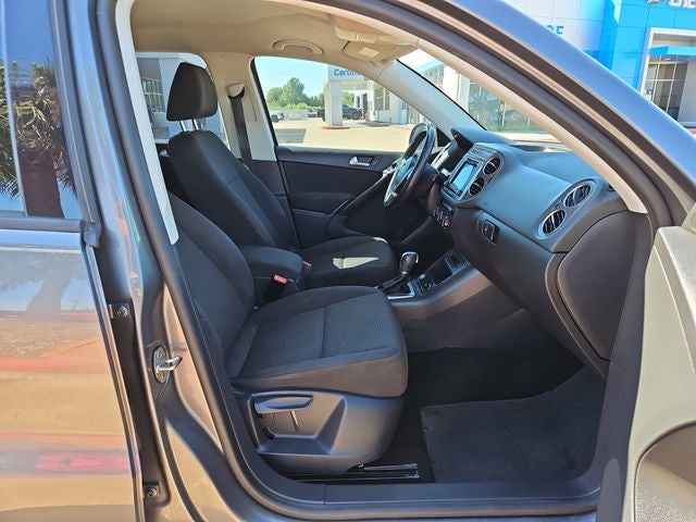 2017 Volkswagen Tiguan Limited 2.0T