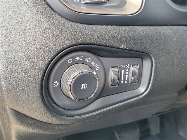 2023 Jeep Renegade Upland